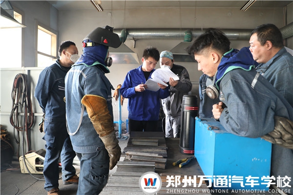 圖1.jpg