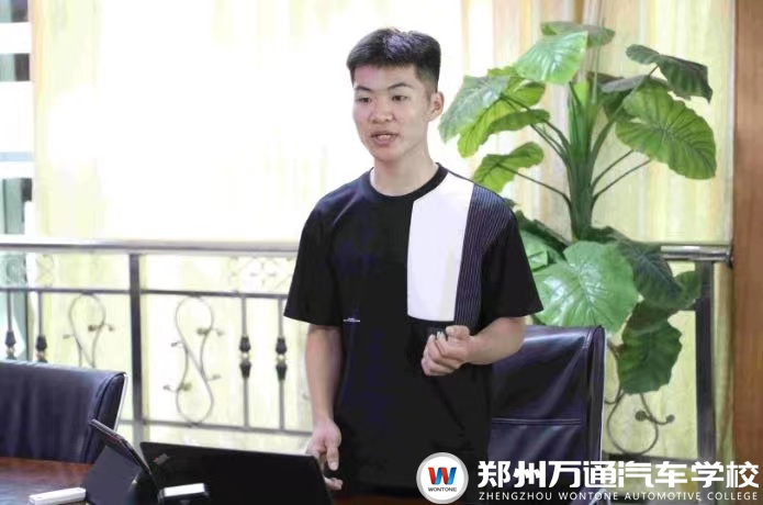 夢想起航，感恩同行—鄭州萬通優(yōu)秀學子畢業(yè)分享會