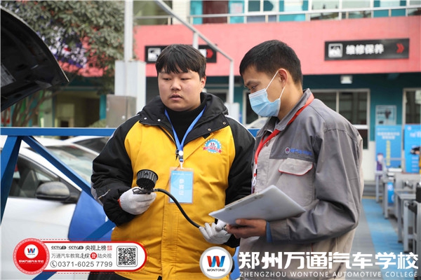 鄭州萬(wàn)通“必會(huì)十項(xiàng)”汽修技能比拼火熱進(jìn)行中