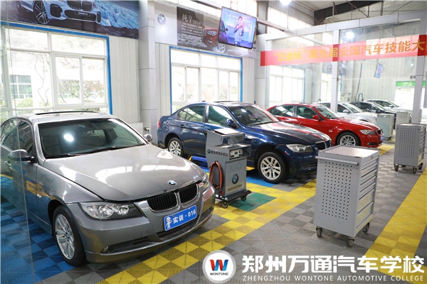 996萬(wàn)輛!創(chuàng)同期歷史新高!汽車行業(yè)發(fā)展不可限量!