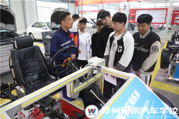 【報名火熱】中考模擬成績不理想?開啟提前擇校模式!