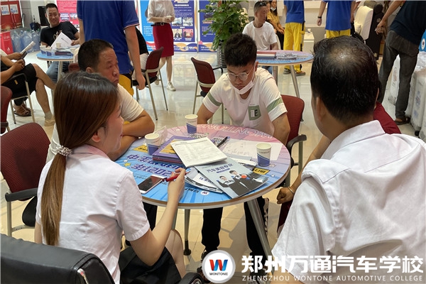 等中考成績出來在擇校？別人都已經報到了！