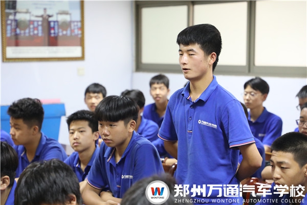 新生見面會|在萬通開啟新生活，您的孩子這樣說……