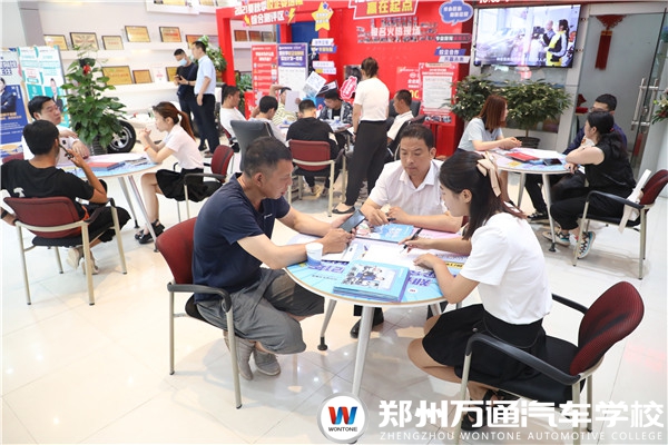 【報名進行時】初中畢業想圓一個升學夢，來這里就對啦!