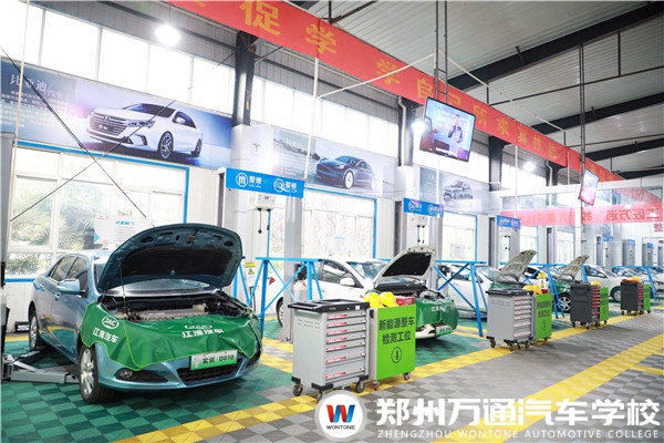 【重要通知】 鄭州萬通2022年專業(yè)學(xué)費即將上調(diào)！