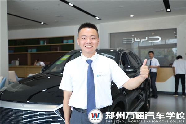 【學子】從“技術能手”到“銷售”，他用實力打消質疑！