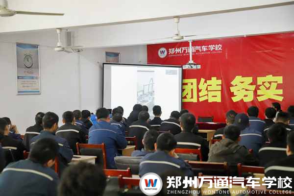 中核二三與徐工線上招聘鄭州萬通學子，開啟校企合作新篇章